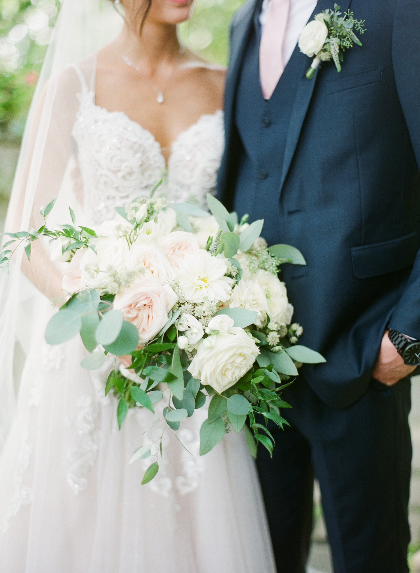 cleveland wedding, stan hywet wedding, film wedding photography, wedding decor, wedding details, wedding bouquet