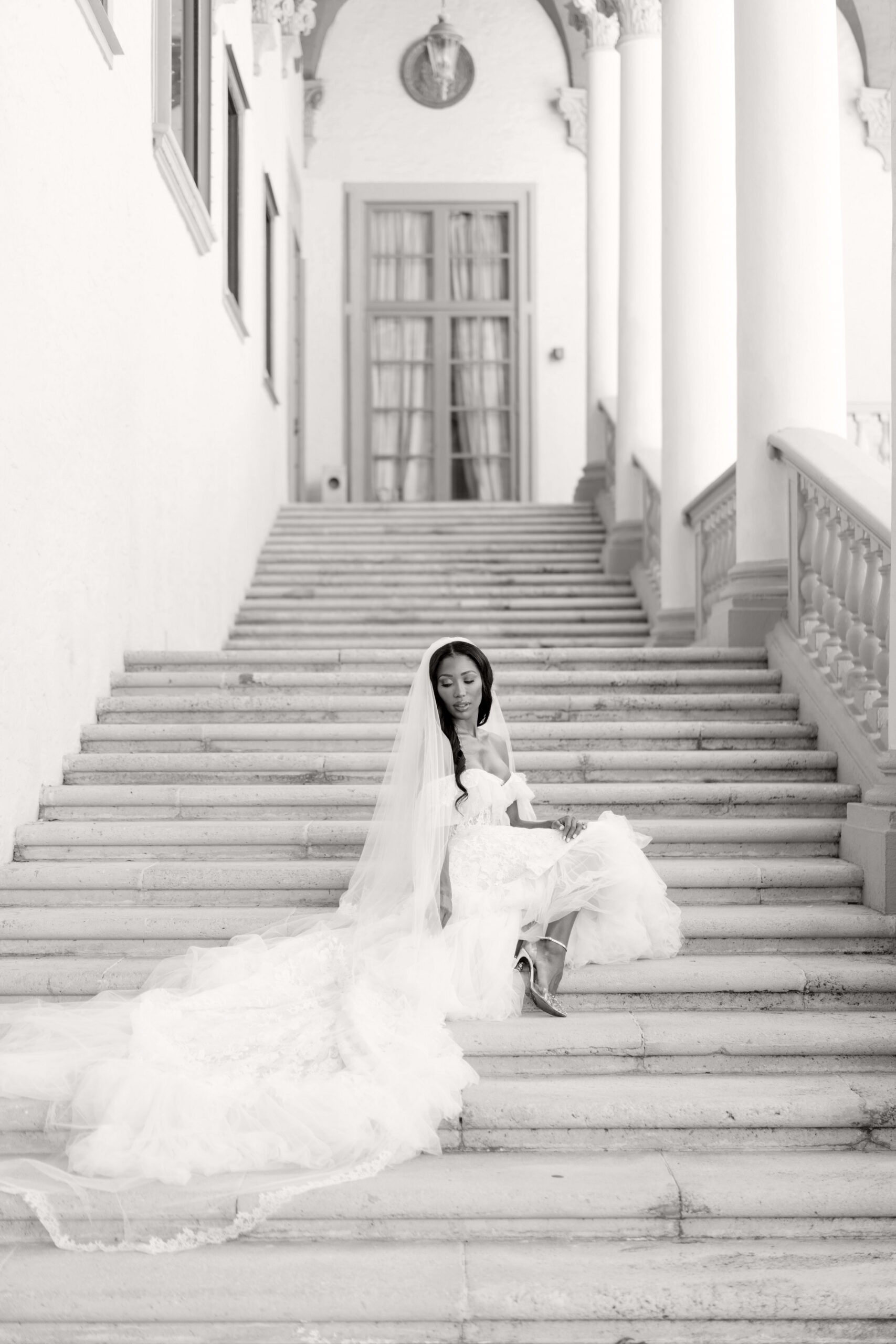 bride at biltmore hotel miami courtyard